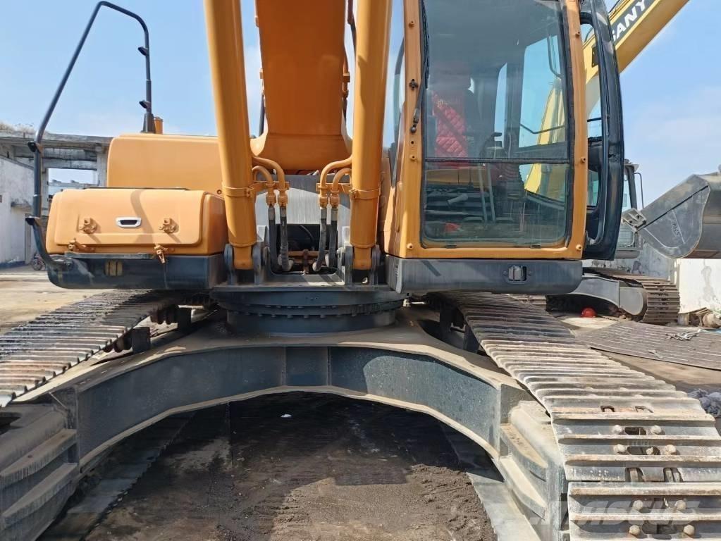 Hyundai 305-9 Rupsgraafmachines