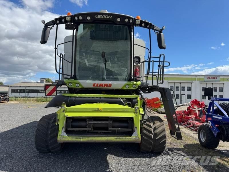 CLAAS LEXION 6900 Maaidorsmachines