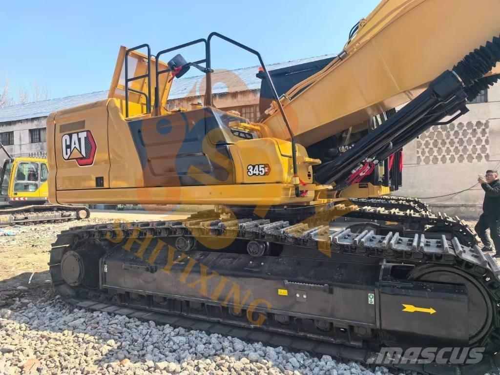 CAT 323 D Rupsgraafmachines