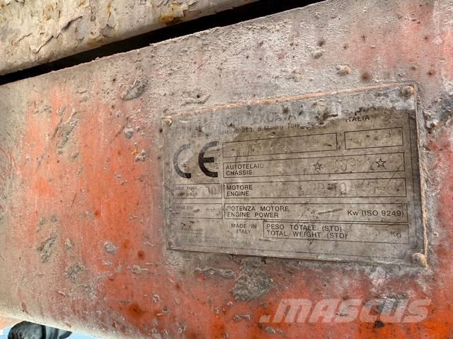 Hitachi EX 455 LC Rupsgraafmachines