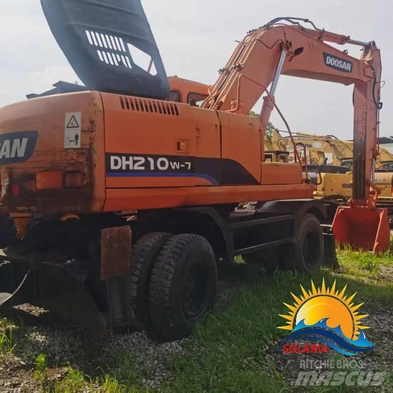 Doosan DH 210 W Wielgraafmachines