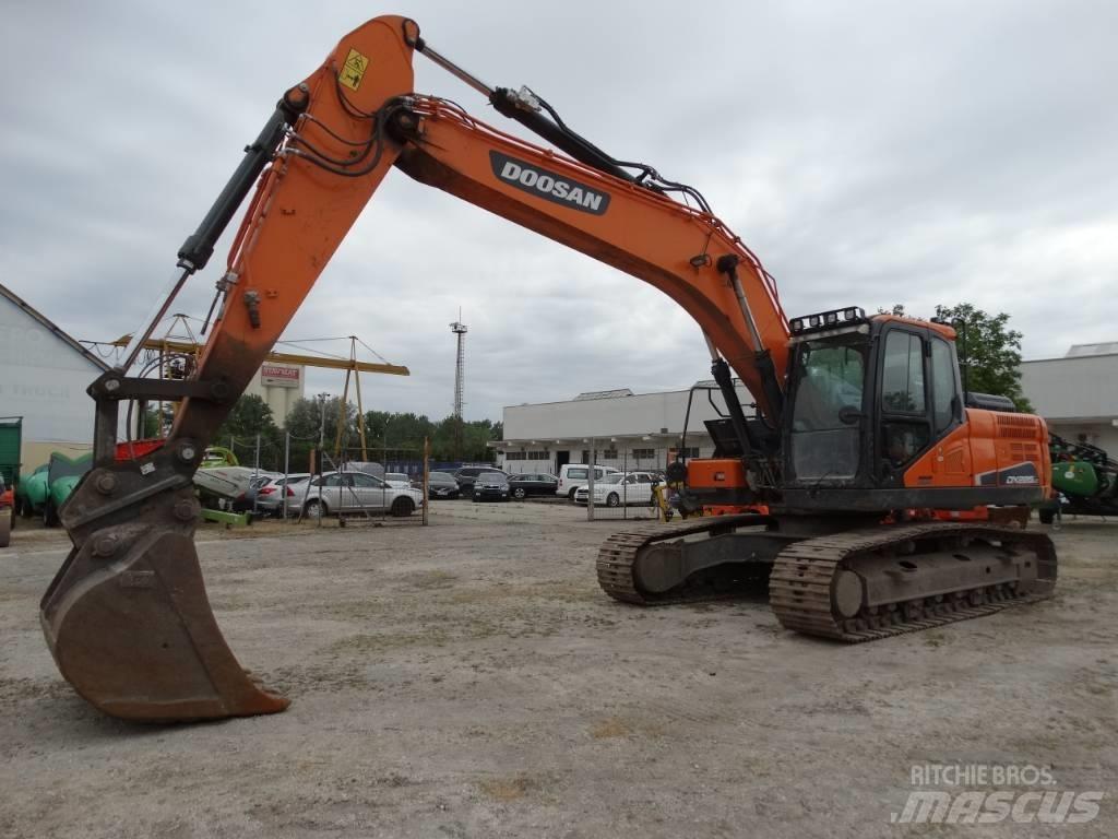 Doosan DX 225 LC-5 Rupsgraafmachines