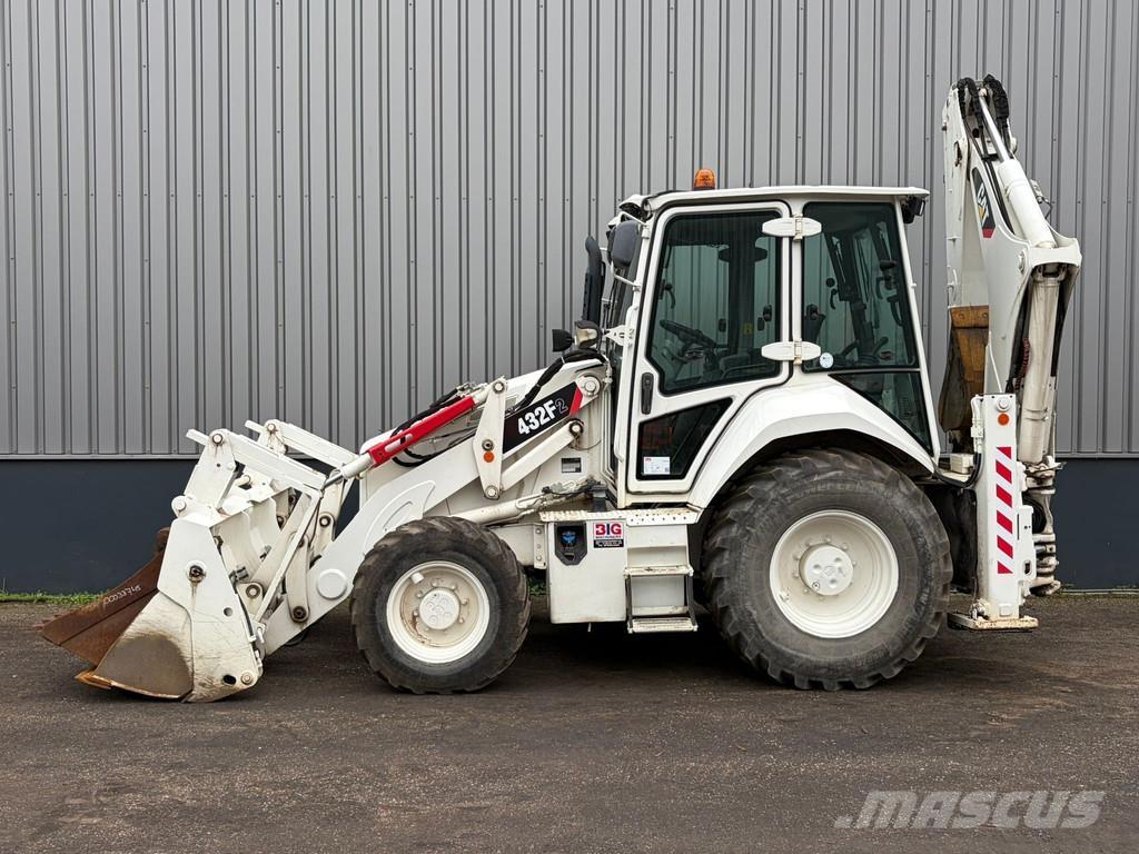 CAT 432F2 Graaf-laadcombinaties