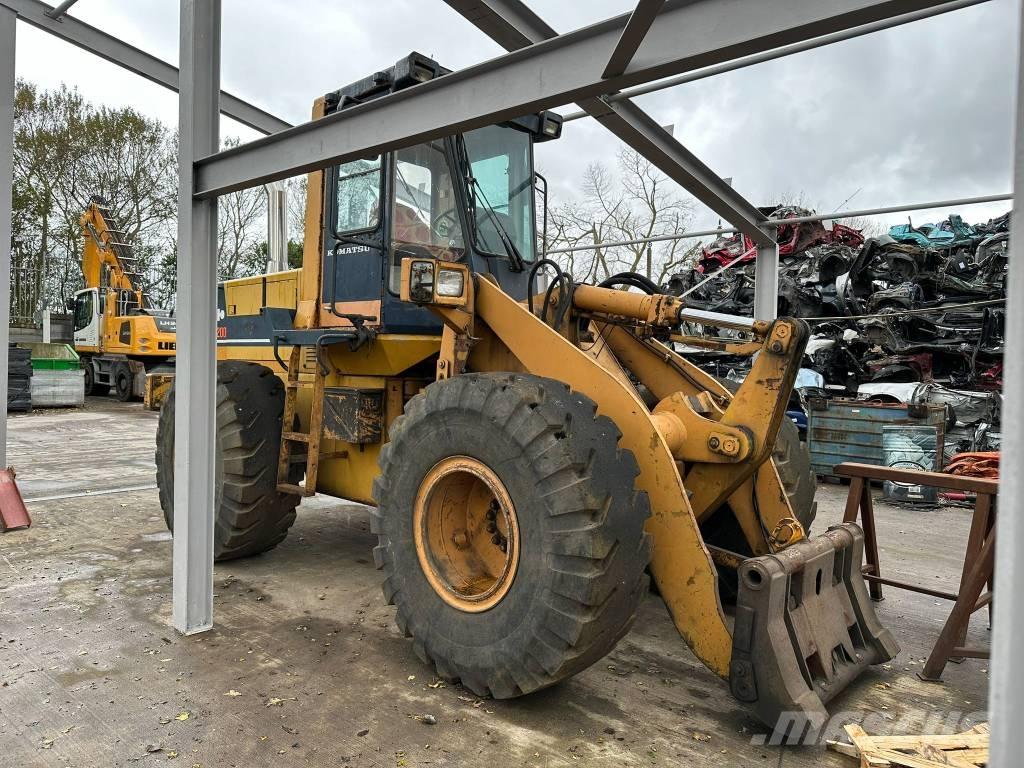 Komatsu WA200 Wielladers