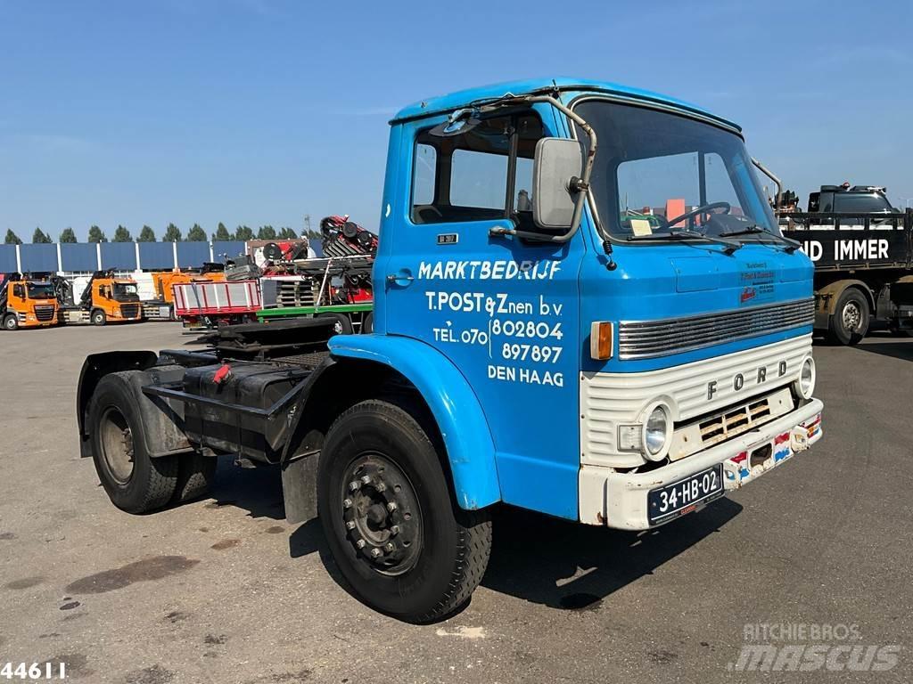 Ford DA 2817 Trekkers