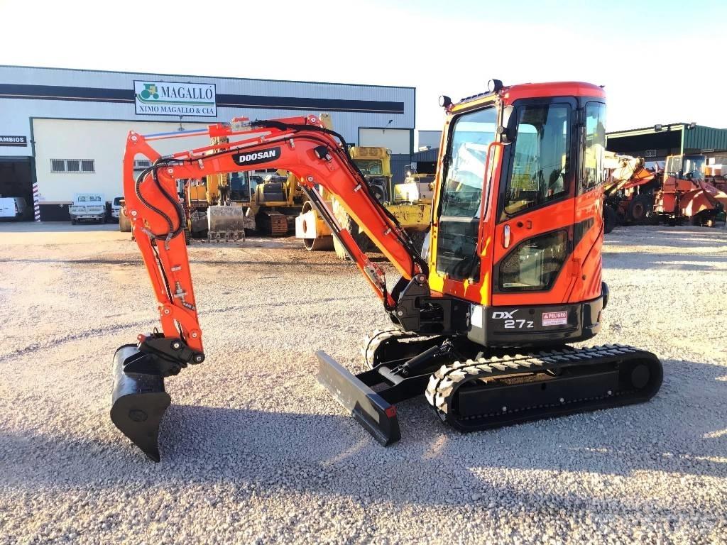 Doosan DX 27 Z Minigraafmachines < 7t