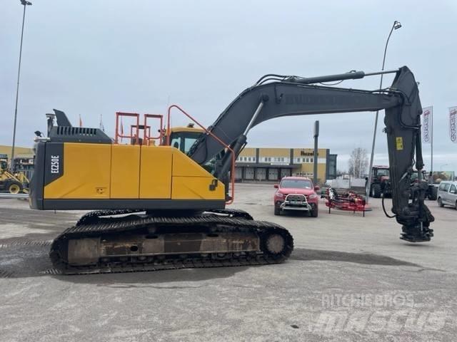 Volvo EC 250 EL Rupsgraafmachines