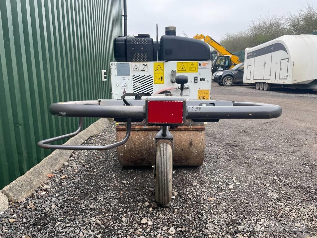 Mecalac MBR 71 Trilrolwalsen