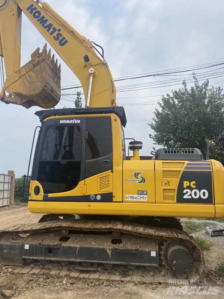 Komatsu P C200-8 Rupsgraafmachines