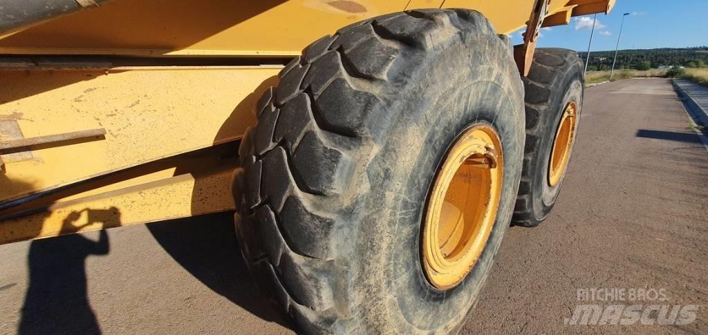 Volvo A 40 F Knik dumptrucks