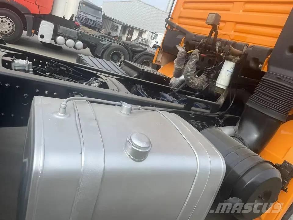 Shacman F3000 6x4 Trekkers