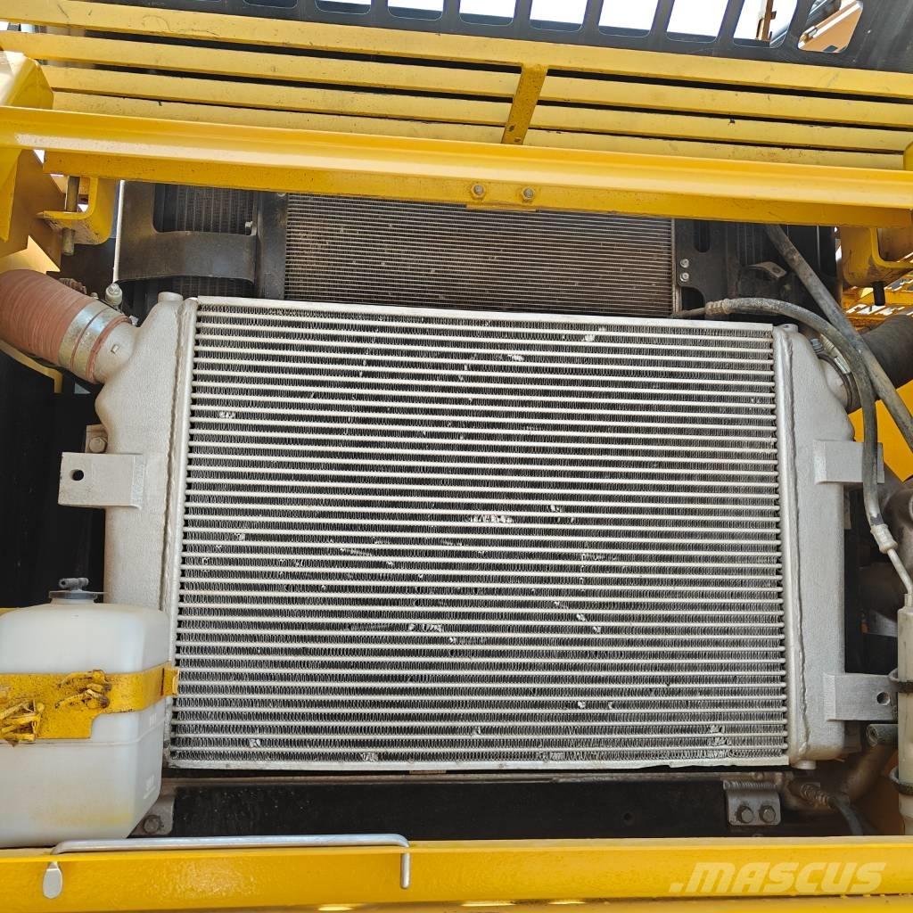 Komatsu 360-7 Rupsgraafmachines