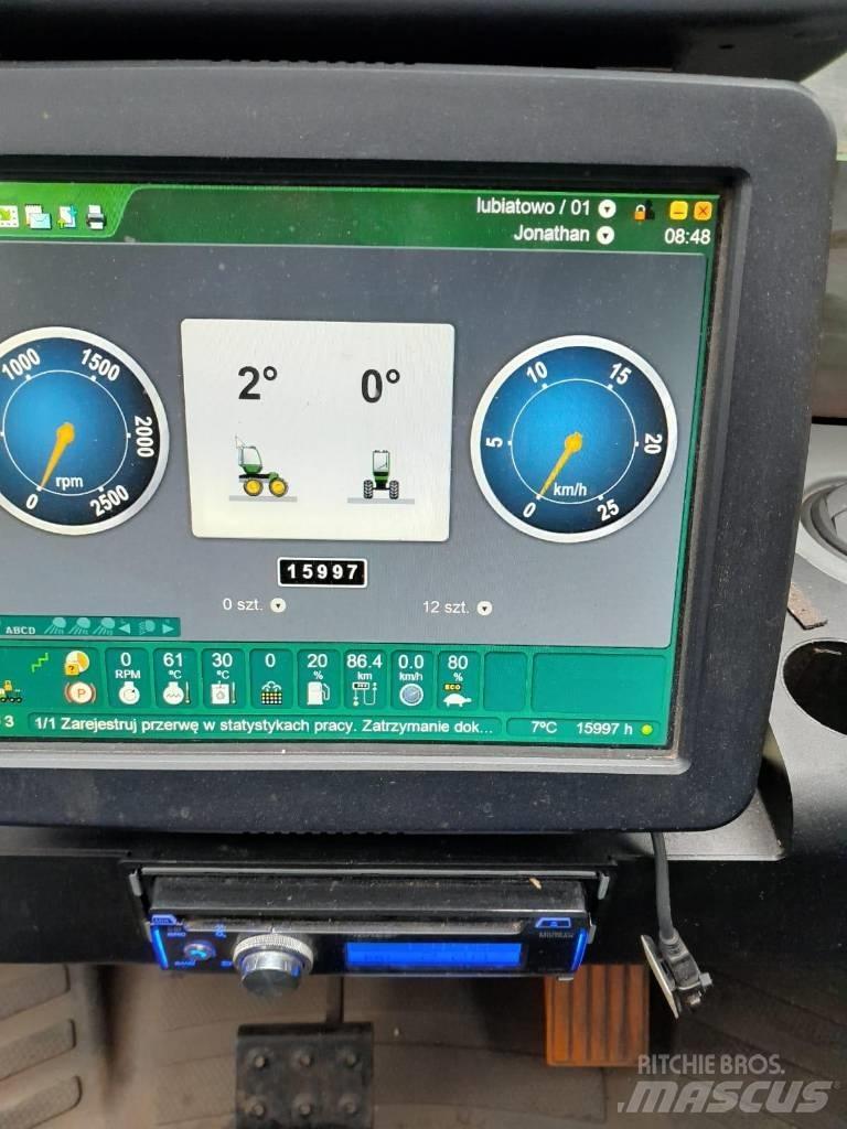 John Deere 1110 E Uitrijwagens
