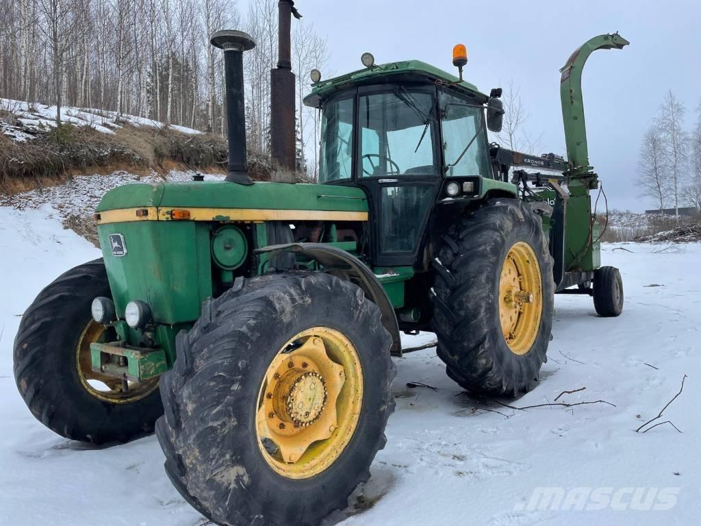 John Deere 4240 S Tractoren