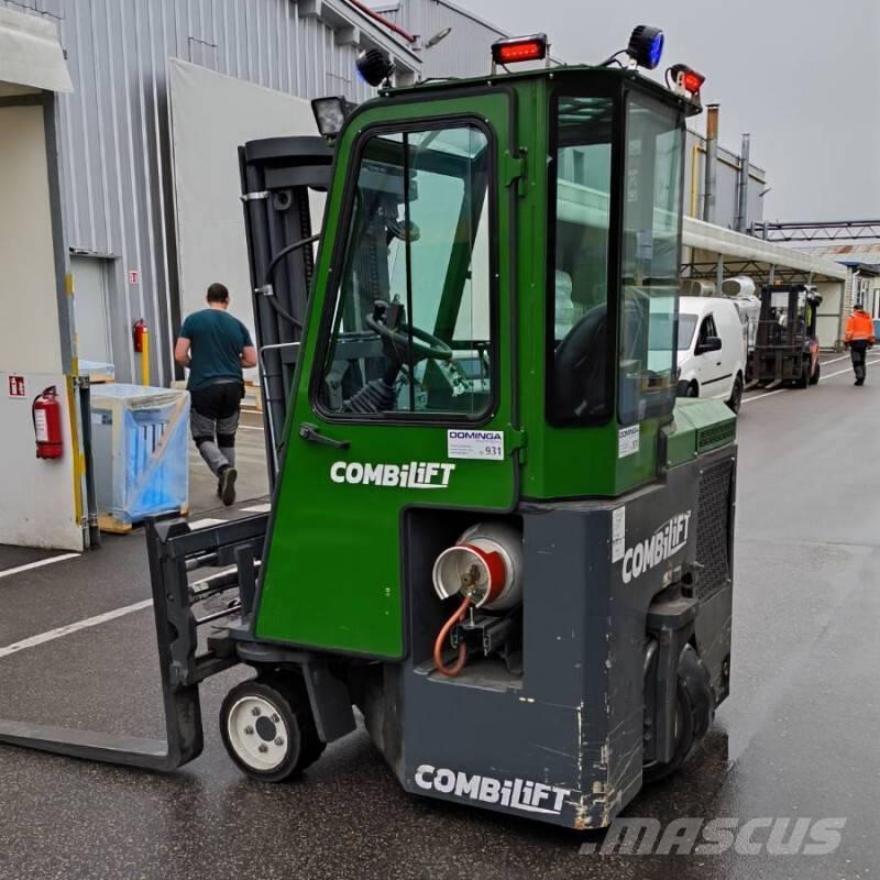Combilift CB 2500 Four-way truck
