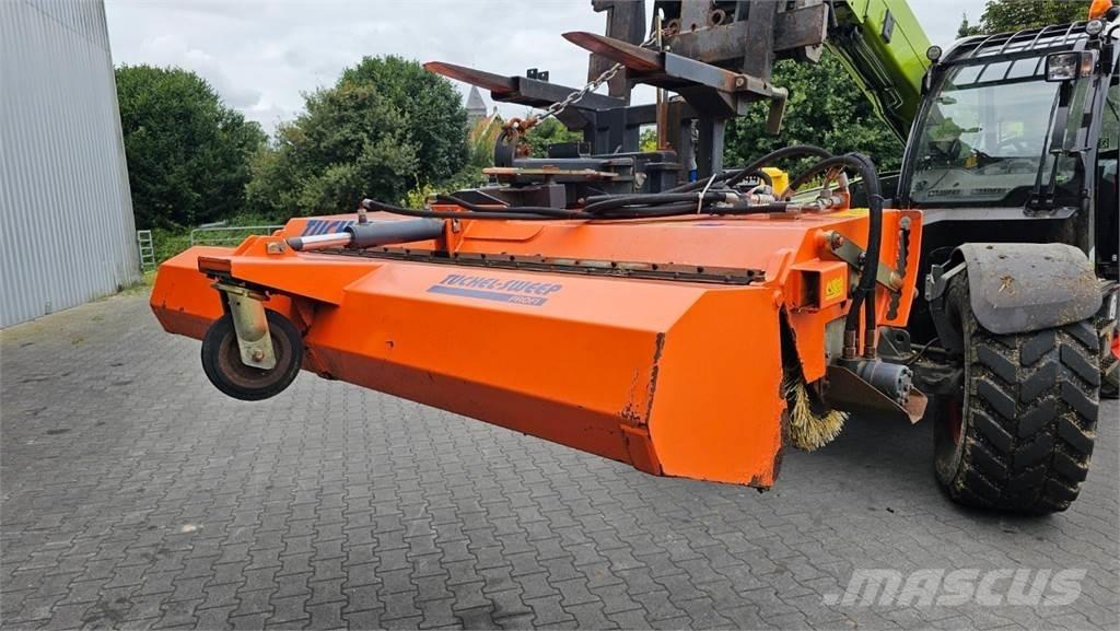 Tuchel Profi 230 Veegmachines