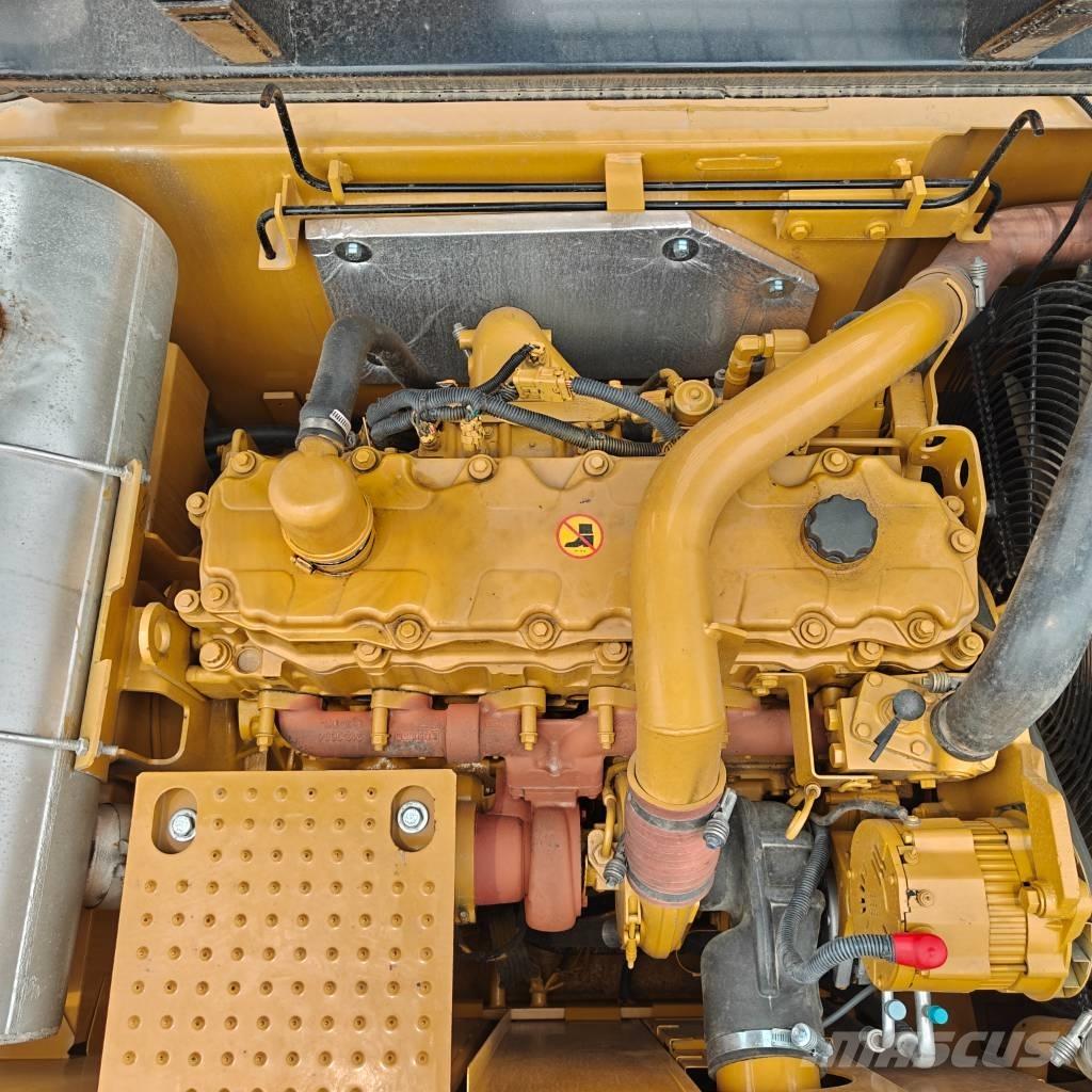 CAT 329 D Rupsgraafmachines