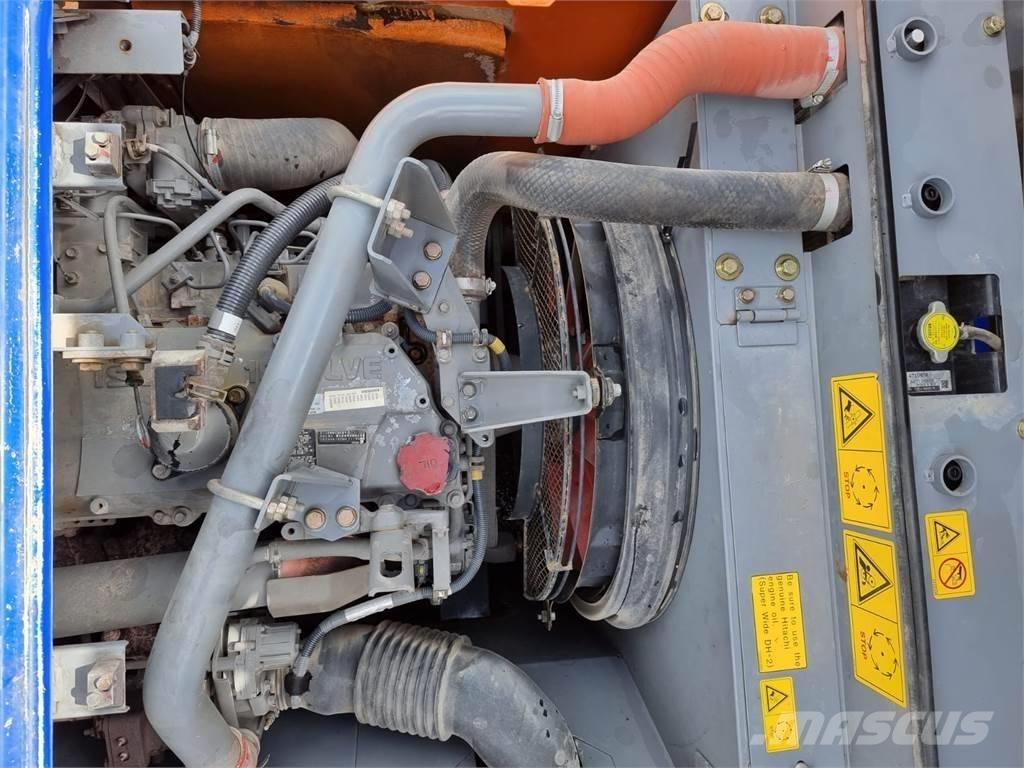 Hitachi ZX 210 LC-5B Rupsgraafmachines