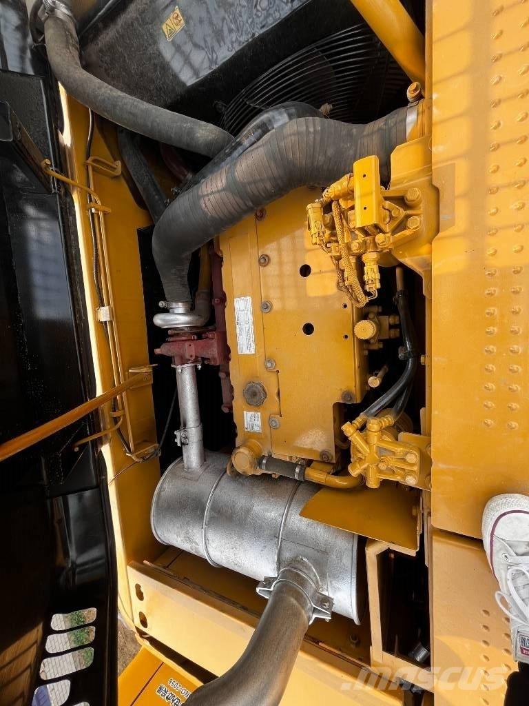 CAT 320 D Rupsgraafmachines