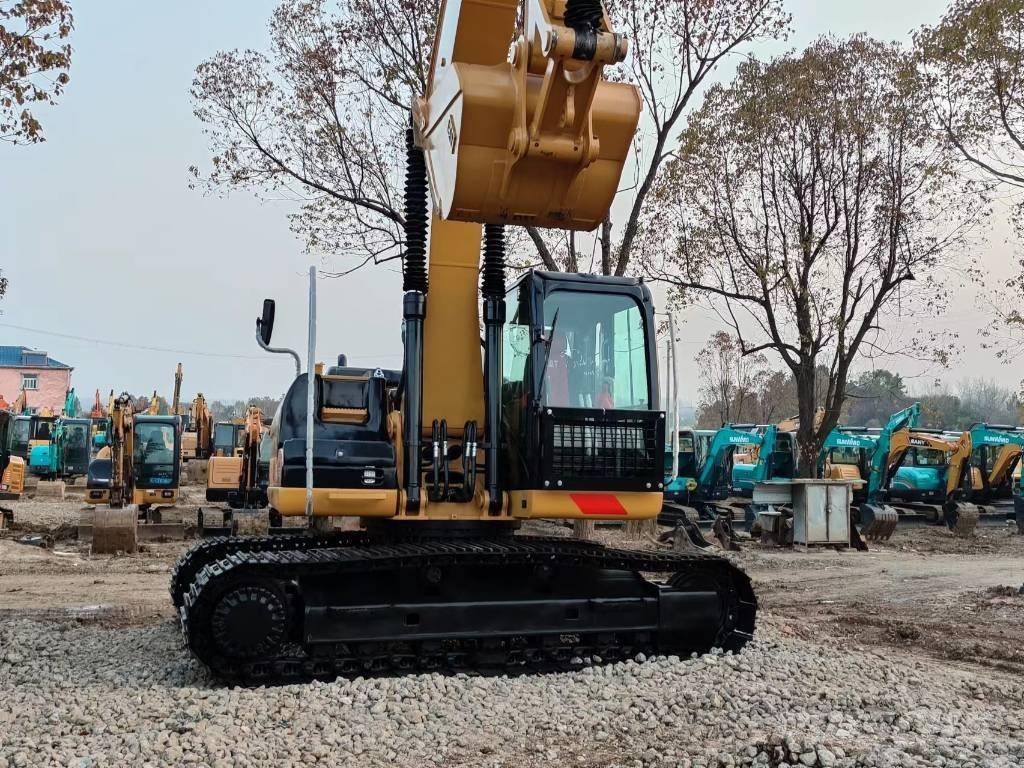 CAT 320 D Rupsgraafmachines