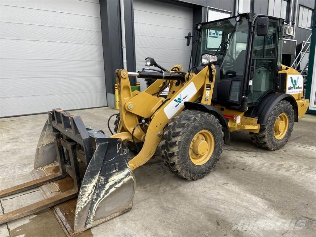 CAT 906M (7164) Schrank- en knikladers