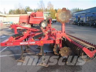 He-Va 3 m Mega-Dan Cultivatoren