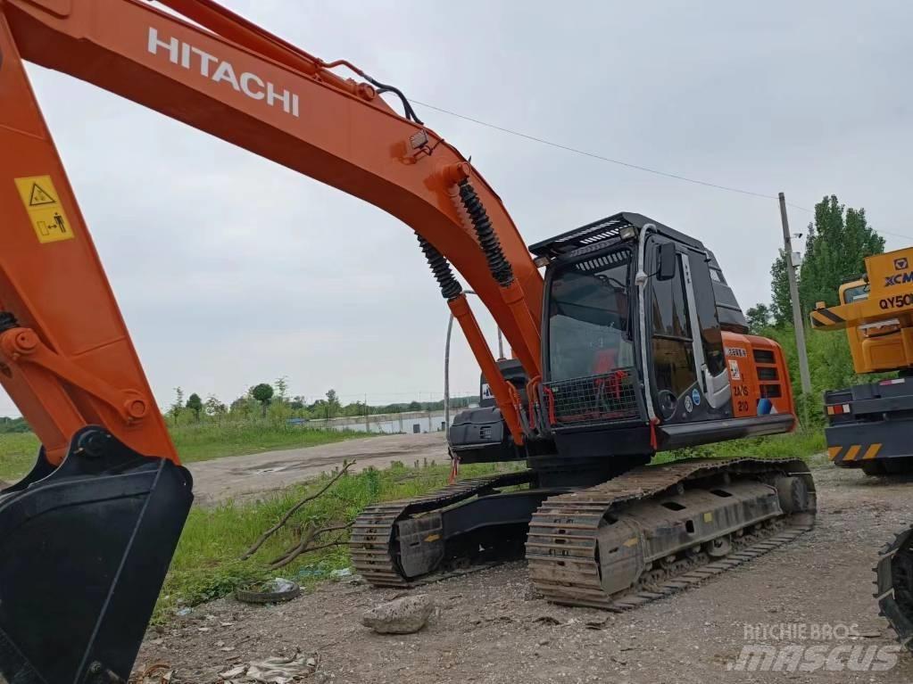 Hitachi ZX210 Rupsgraafmachines