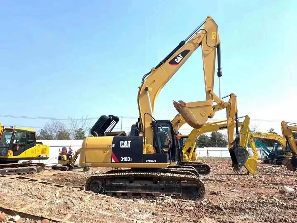 CAT 318D Rupsgraafmachines