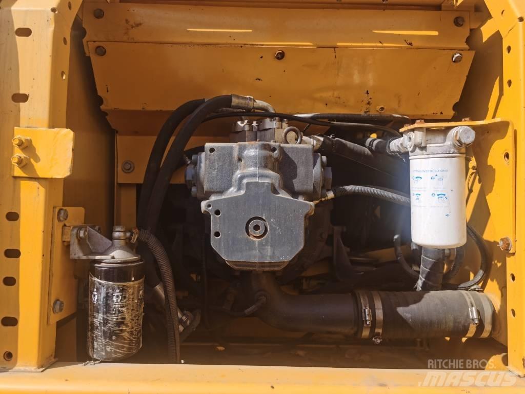 Komatsu PC 220-7 Rupsgraafmachines