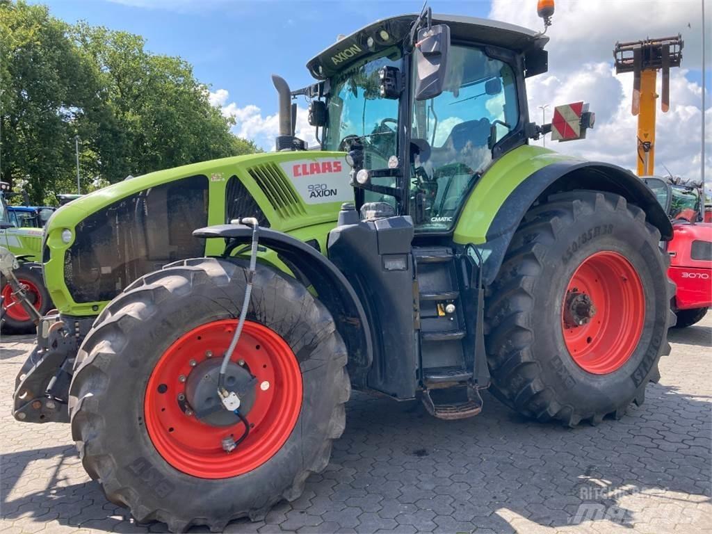 CLAAS Axion 920 Tractoren