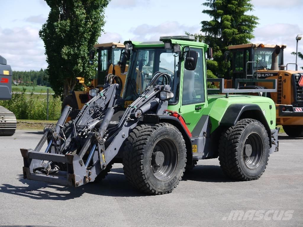 LM Trac 686 Wielladers