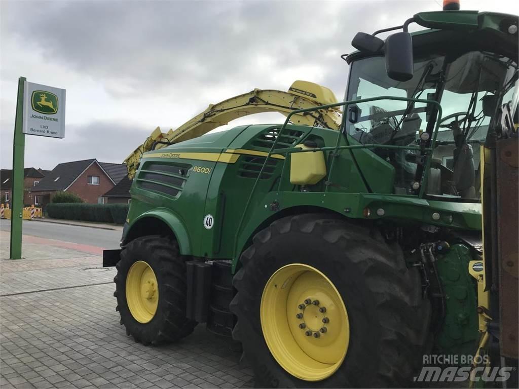 John Deere 8600 Zelfrijdende veldhakselaars