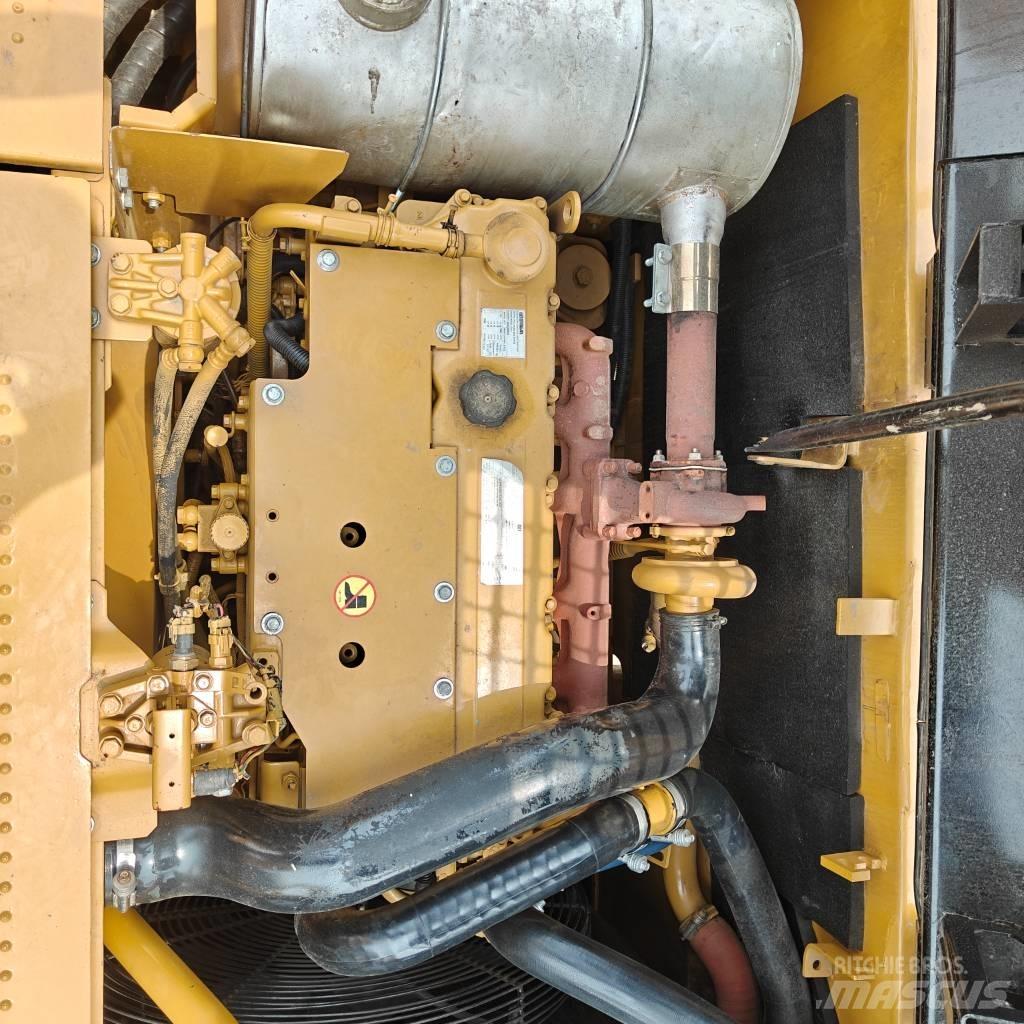 CAT 323 D L Rupsgraafmachines