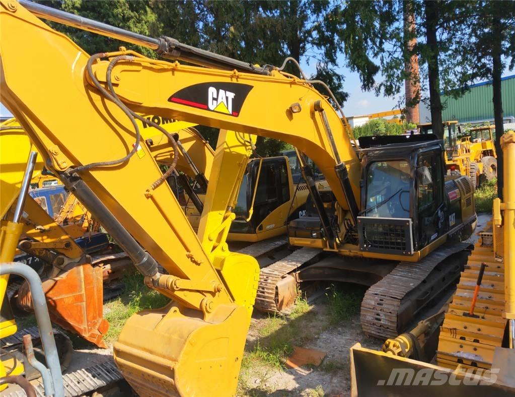 CAT 325C Rupsgraafmachines