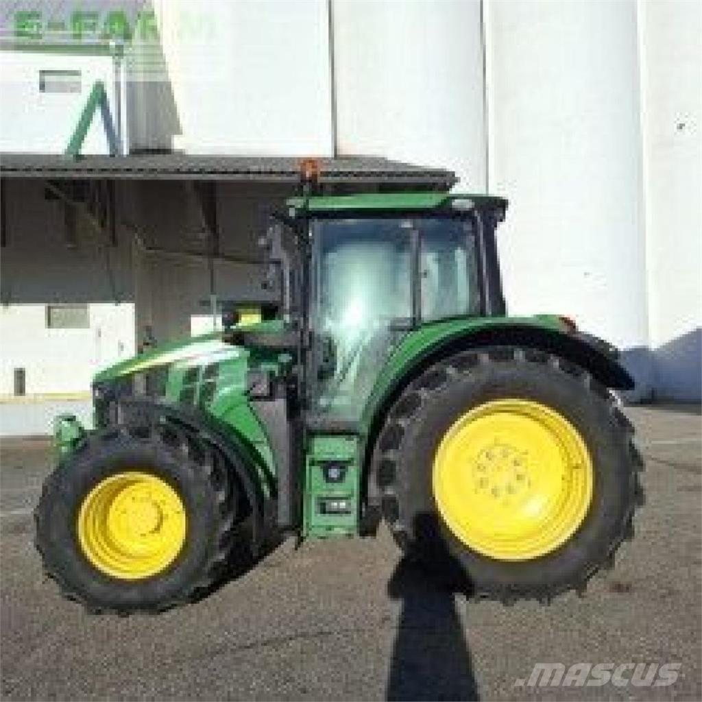 John Deere 6090M Tractoren