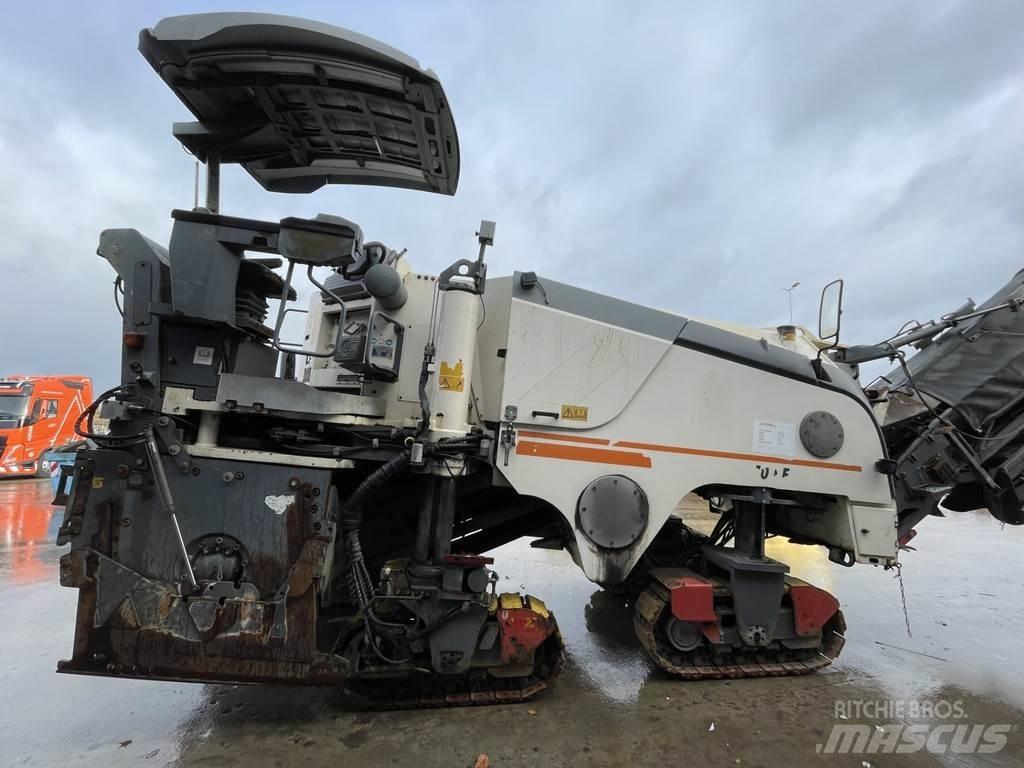 Wirtgen W 100 F Asfaltfrezen
