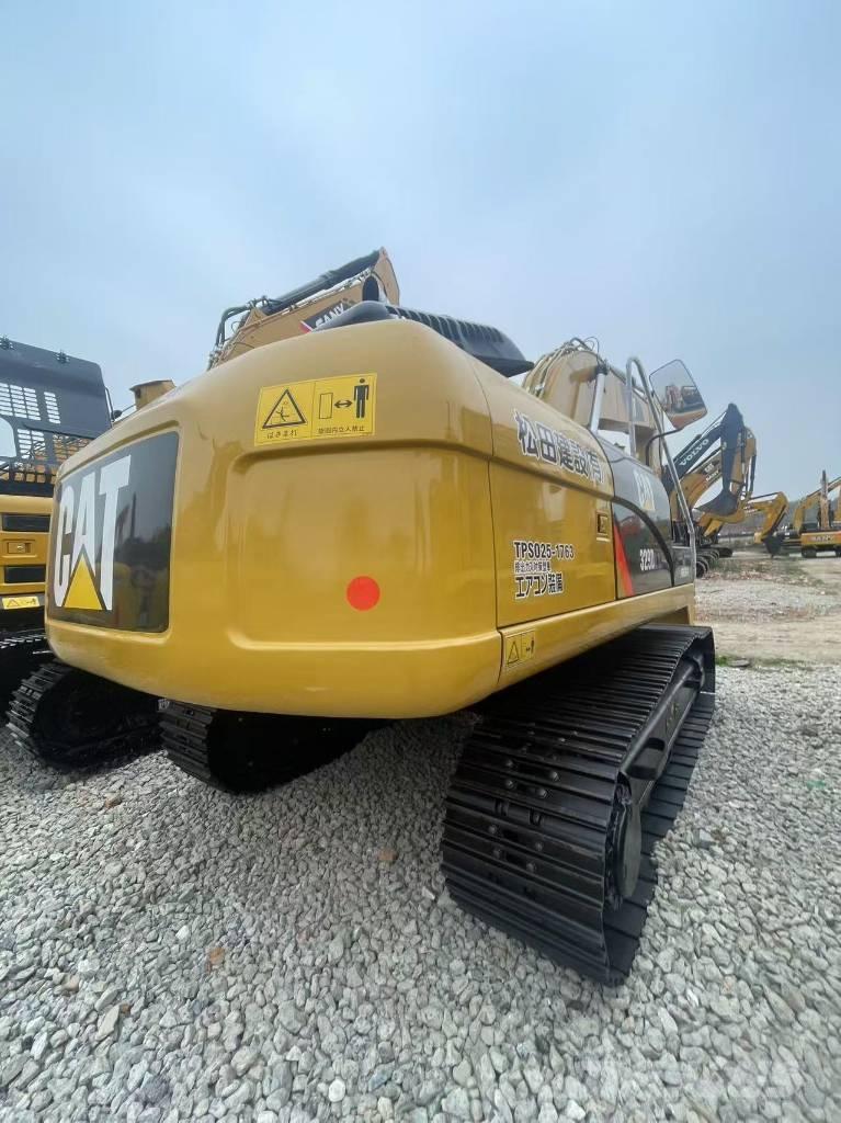 CAT 329 D Rupsgraafmachines