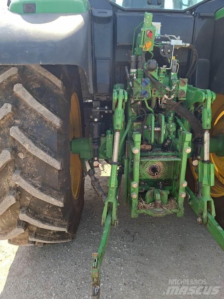 John Deere 6110M Tractoren