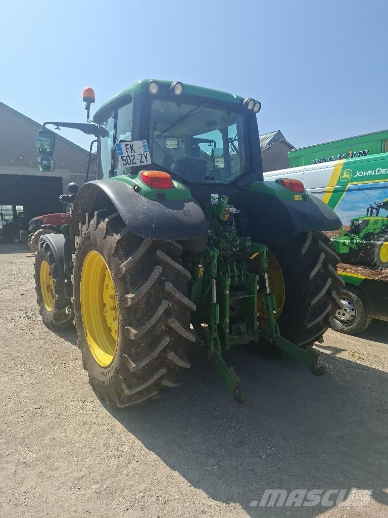 John Deere 6110M Tractoren