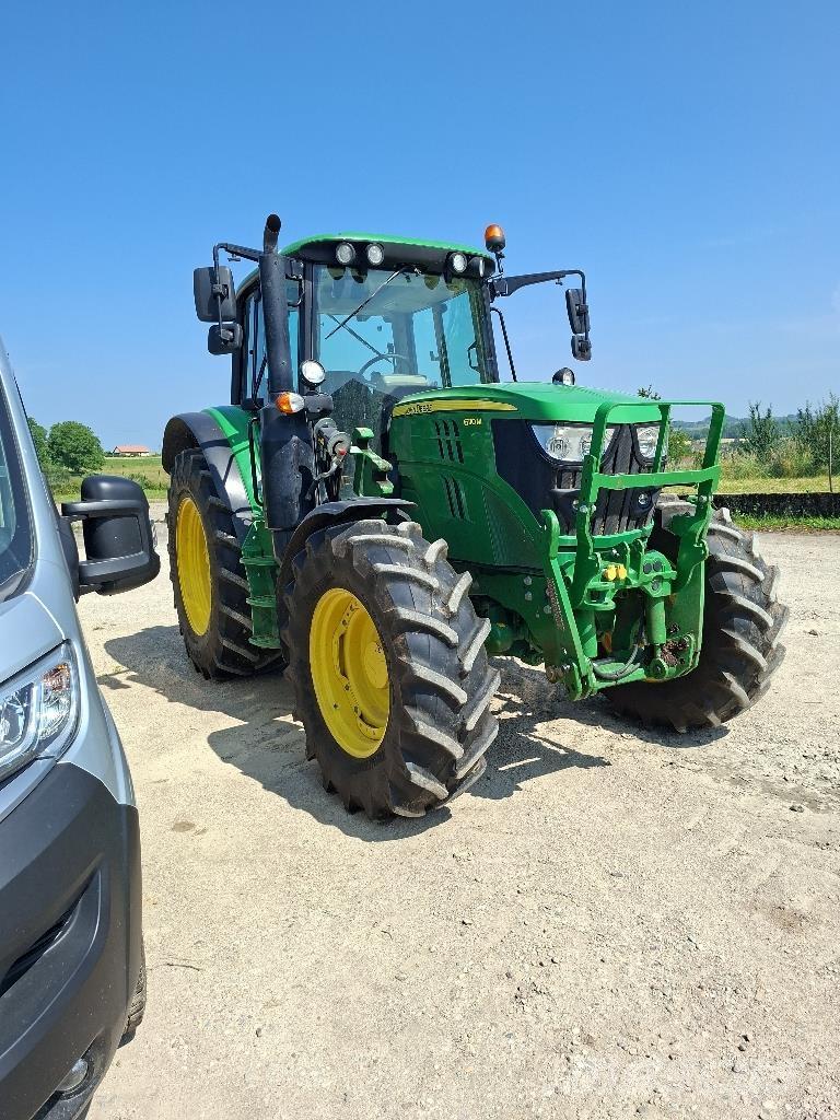 John Deere 6110M Tractoren