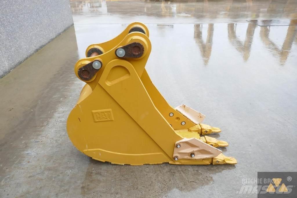 CAT 320 Bucket Bakken