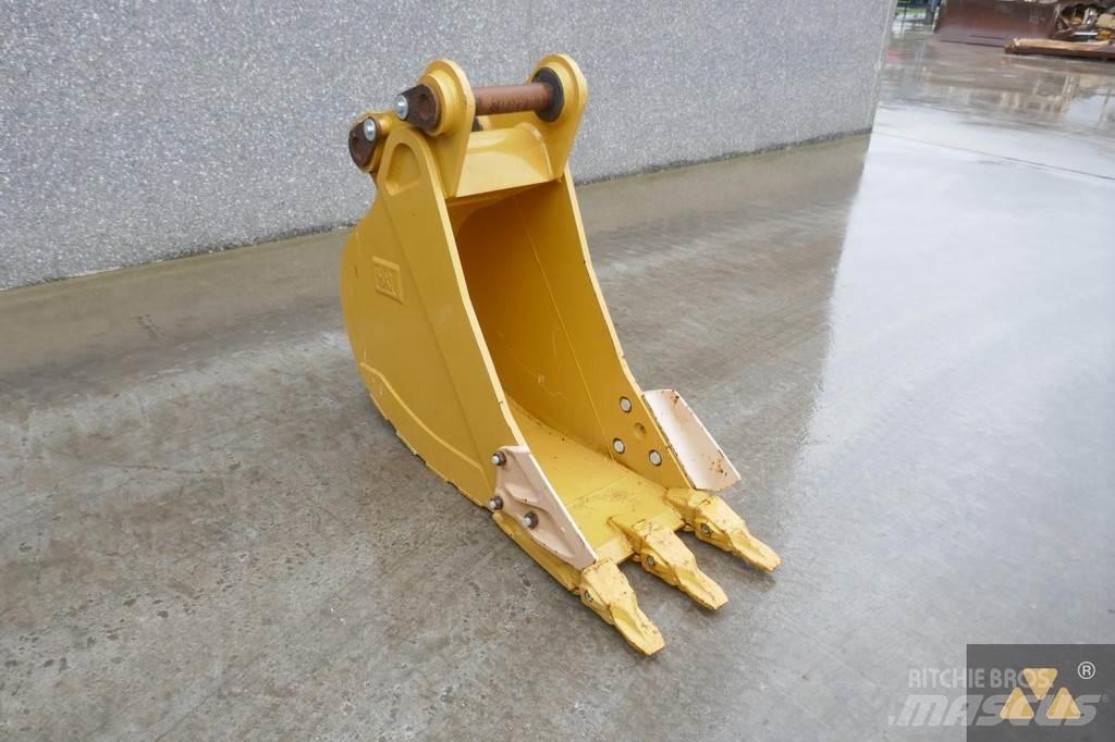 CAT 320 Bucket Bakken