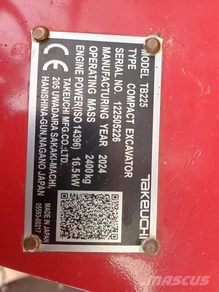 Takeuchi TB 225 Minigraafmachines < 7t