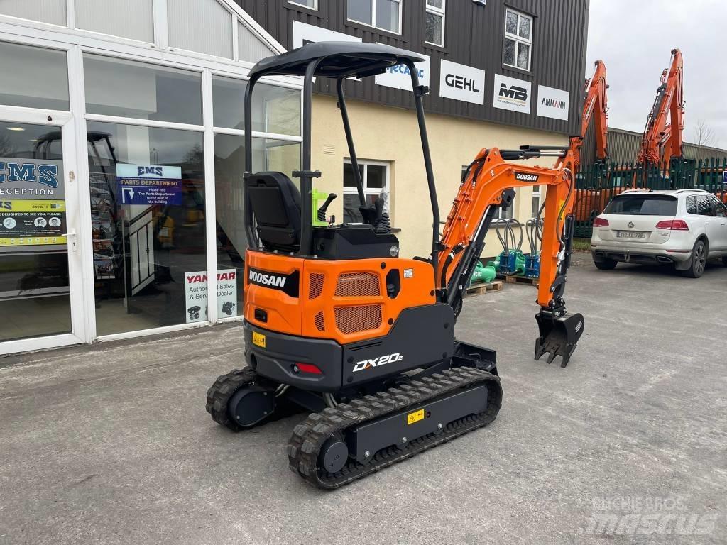 Develon DX 20 Z-7 Minigraafmachines < 7t