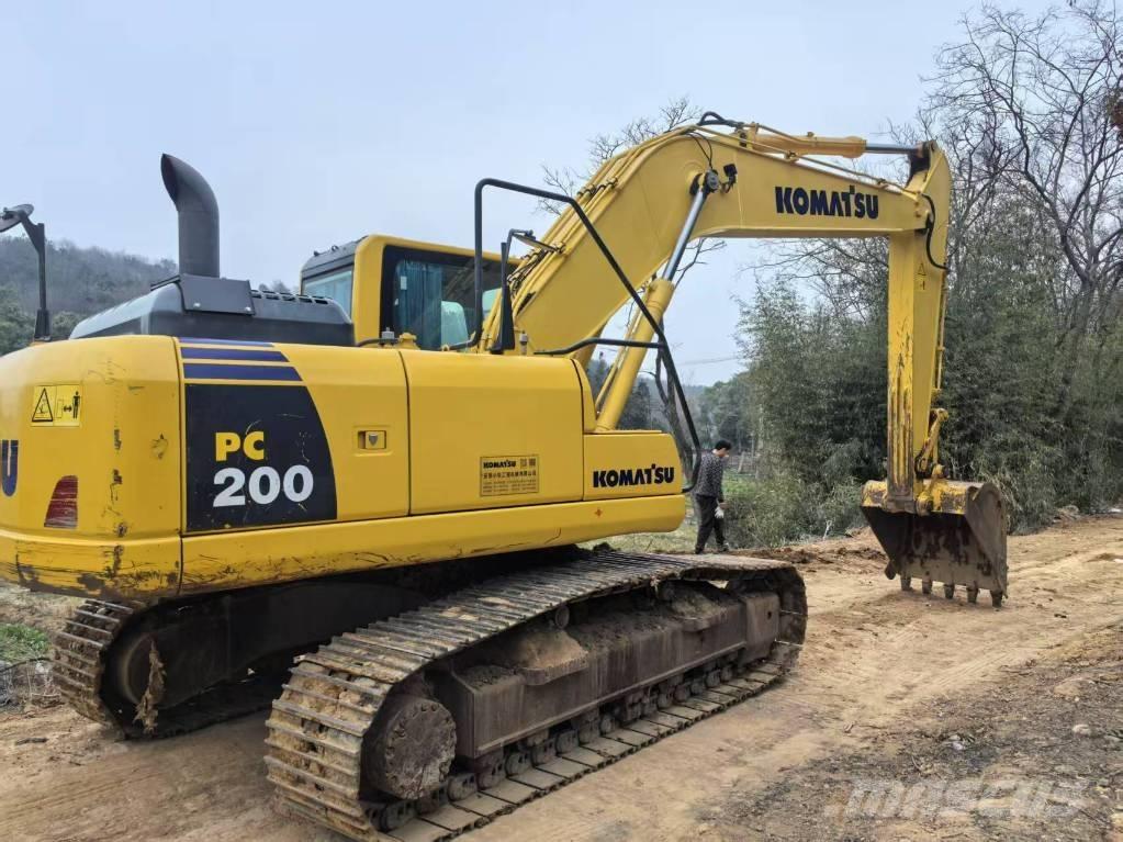 Komatsu PC 200-8 Midigraafmachines 7t - 12t