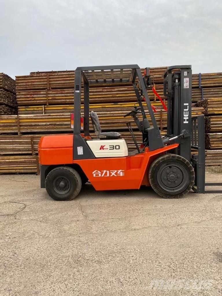 Heli FD 30 Diesel heftrucks