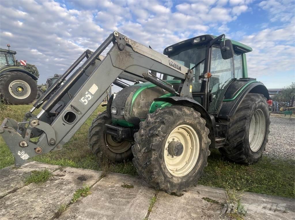 Valtra N 141 H Tractoren