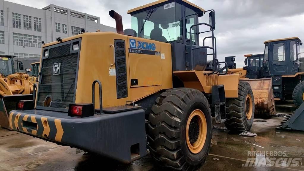 XCMG LW 600 FV Wielladers