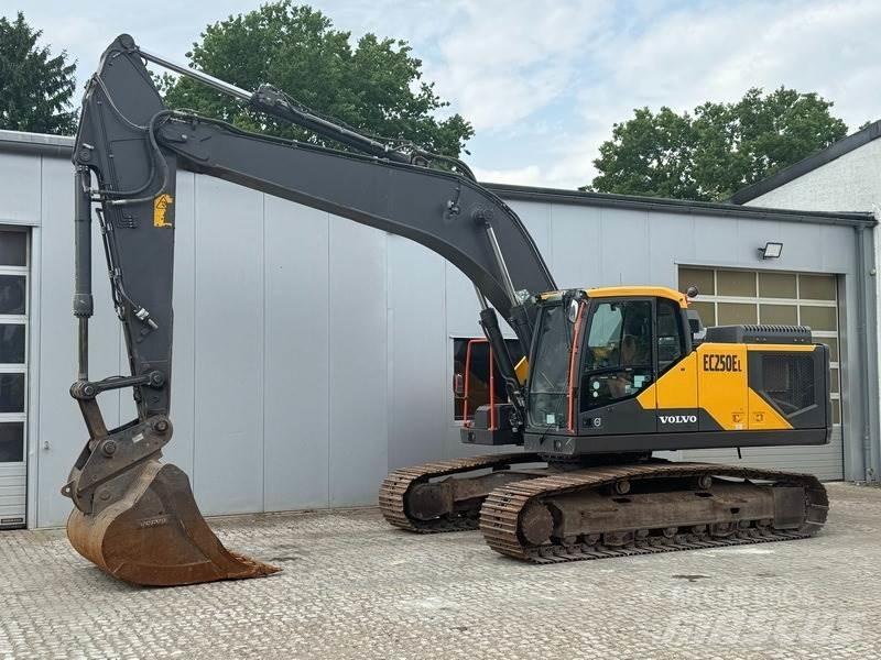 Volvo EC 250 EL Rupsgraafmachines