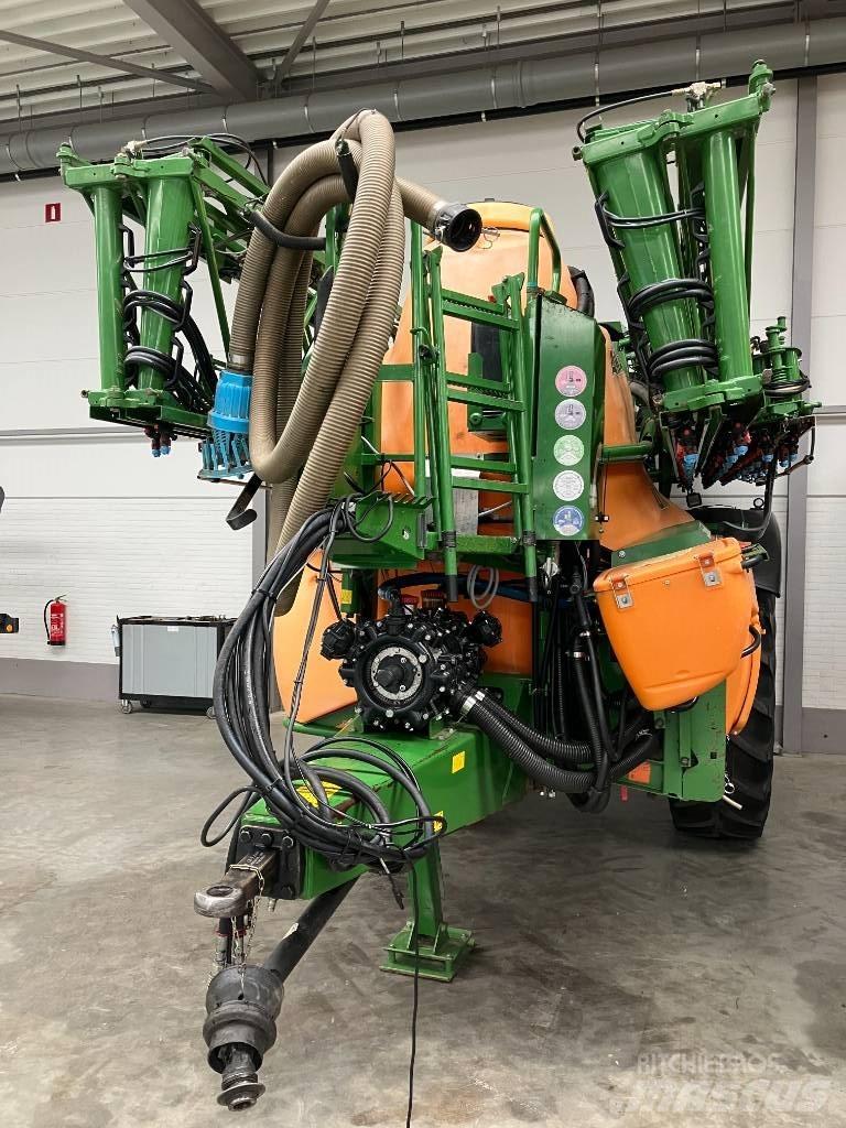 Amazone UX 5200 Getrokken spuitmachines